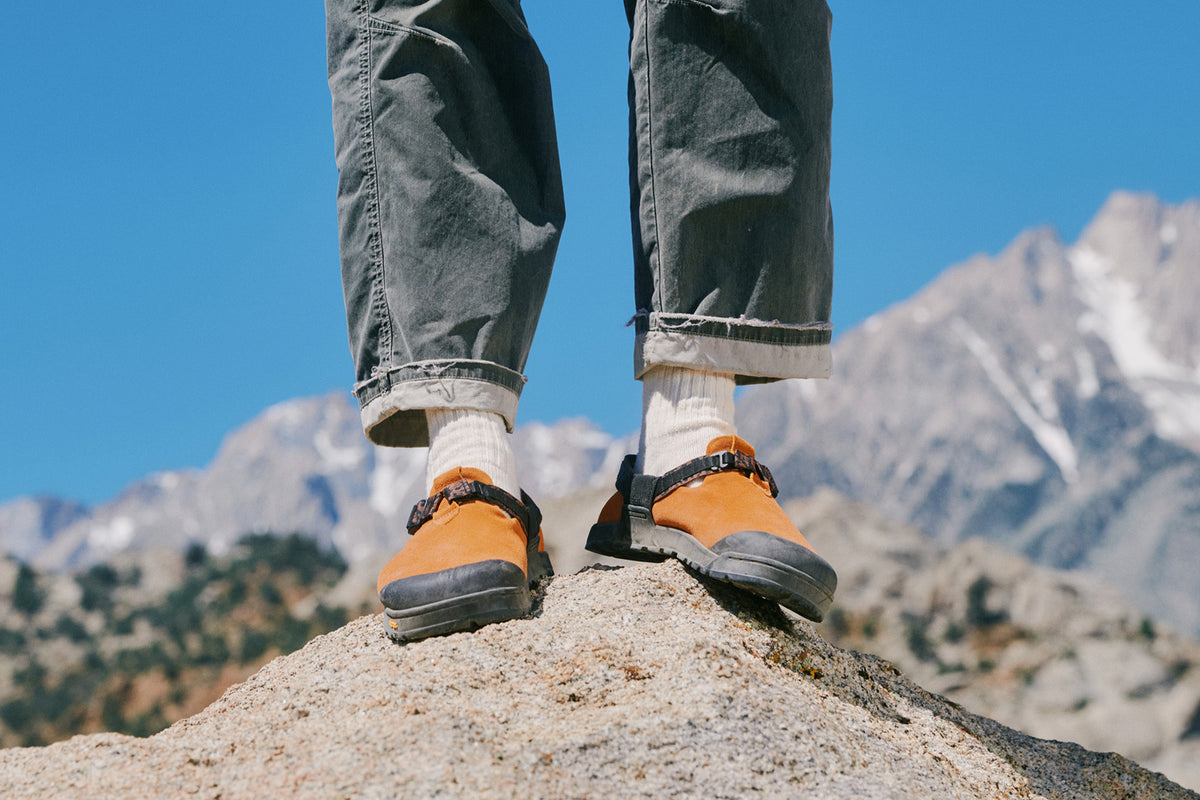 Mountain Clog - Leather Suede (Chanterelle)